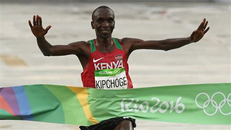Kenya’s Kipchoge wins men’s marathon at Rio 2016 .